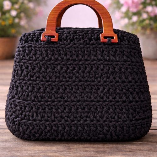 Black Garden Macrame Bag back